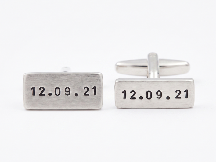 Mancuernillas rectangulares con fecha grabada a laser - Personalizable
